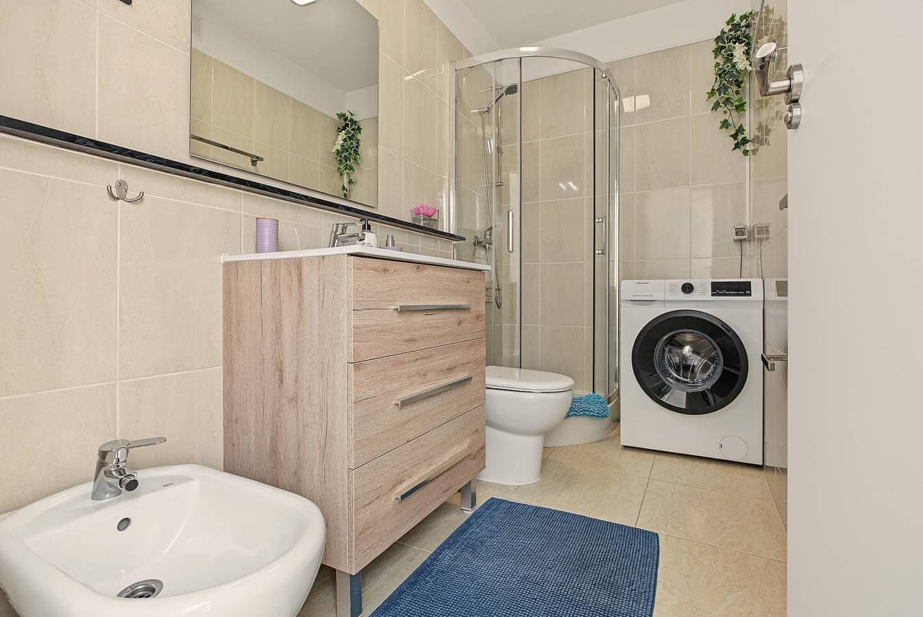 Foto 11 von 27: Geräumiges, helles Mareverde-Apartment mit Meerblick, Pool und WLAN
