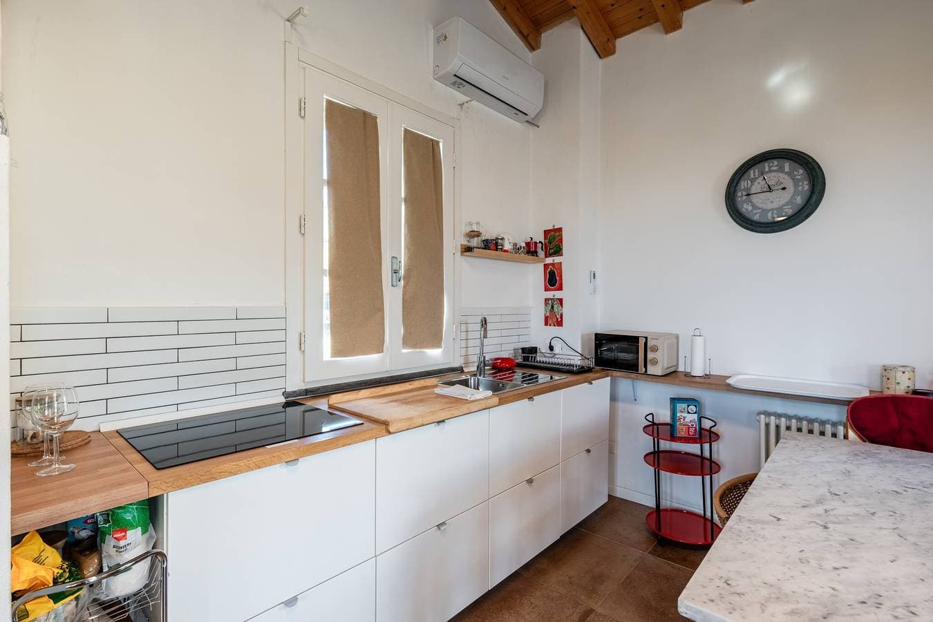 Foto 5 von 28: Ferienhaus 'Dulù - Luminoso Spazio' mit gemeinschaftlichem Garten, Balkon und Wi-Fi