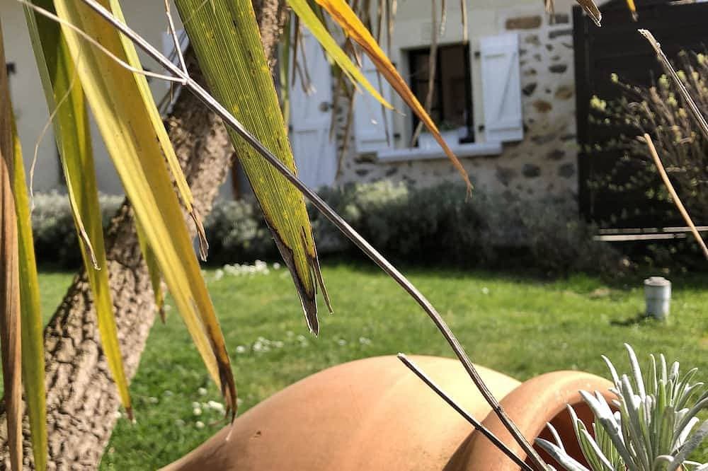 Foto 9 von 23: A comfortable and quiet gîte with private pool, wellness massages 🌺