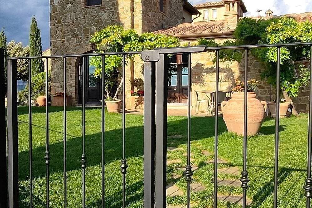 Foto 12 von 30: Passiontoscane : Haus mit privatem Pool, Wunderschöne Aussicht & totalem Komfort