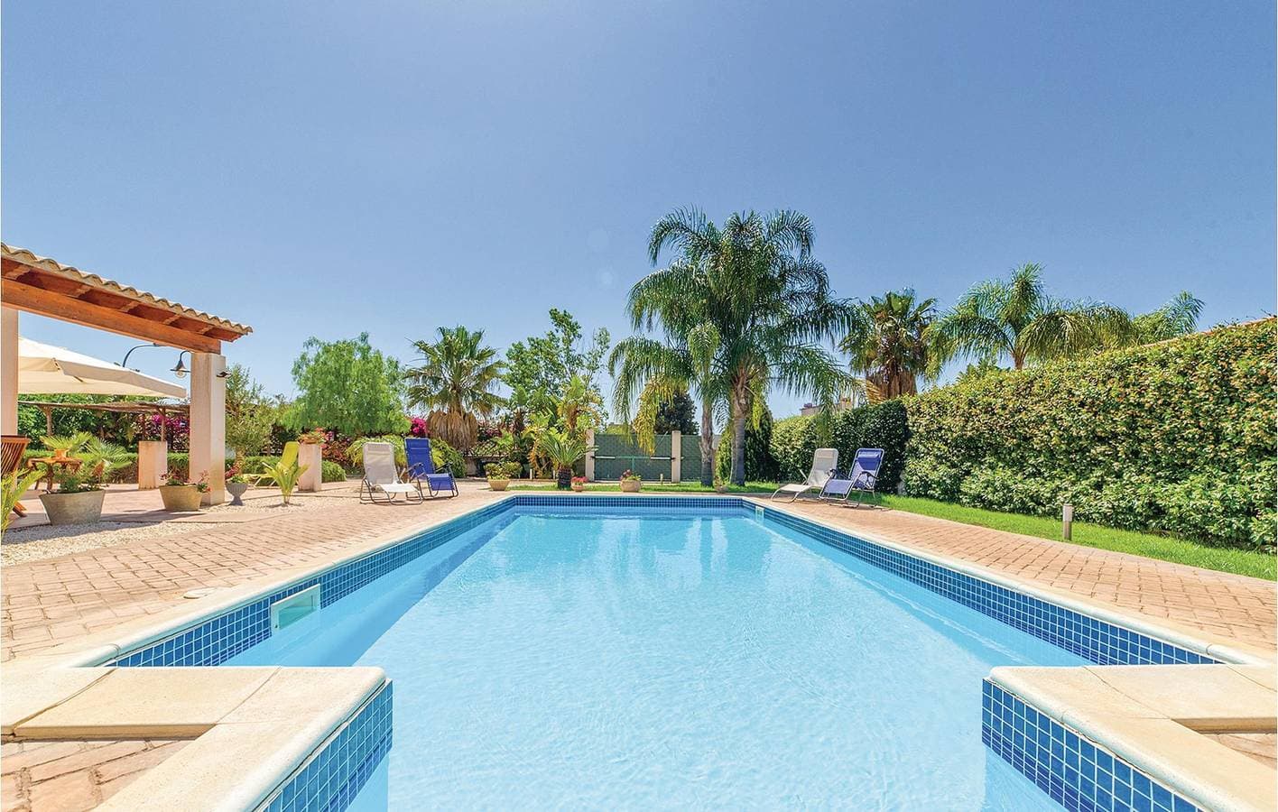 Foto 5 von 23: Terrassen-Apartment am Pool, nahe der Küste und dem Stadtzentrum