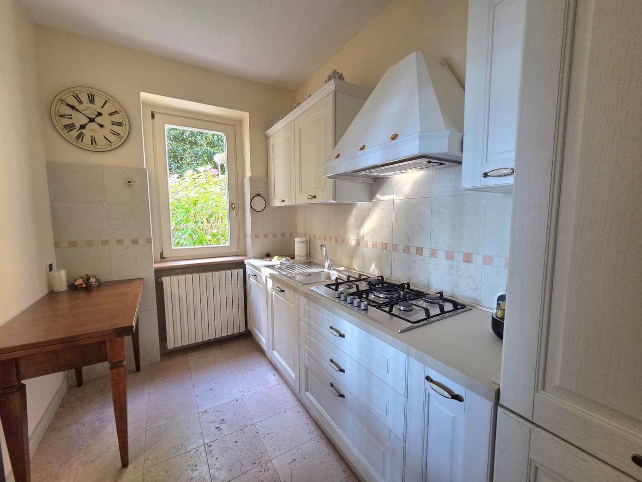 Foto 12 von 31: Queen Apartment – Stunning Panoramic Island View