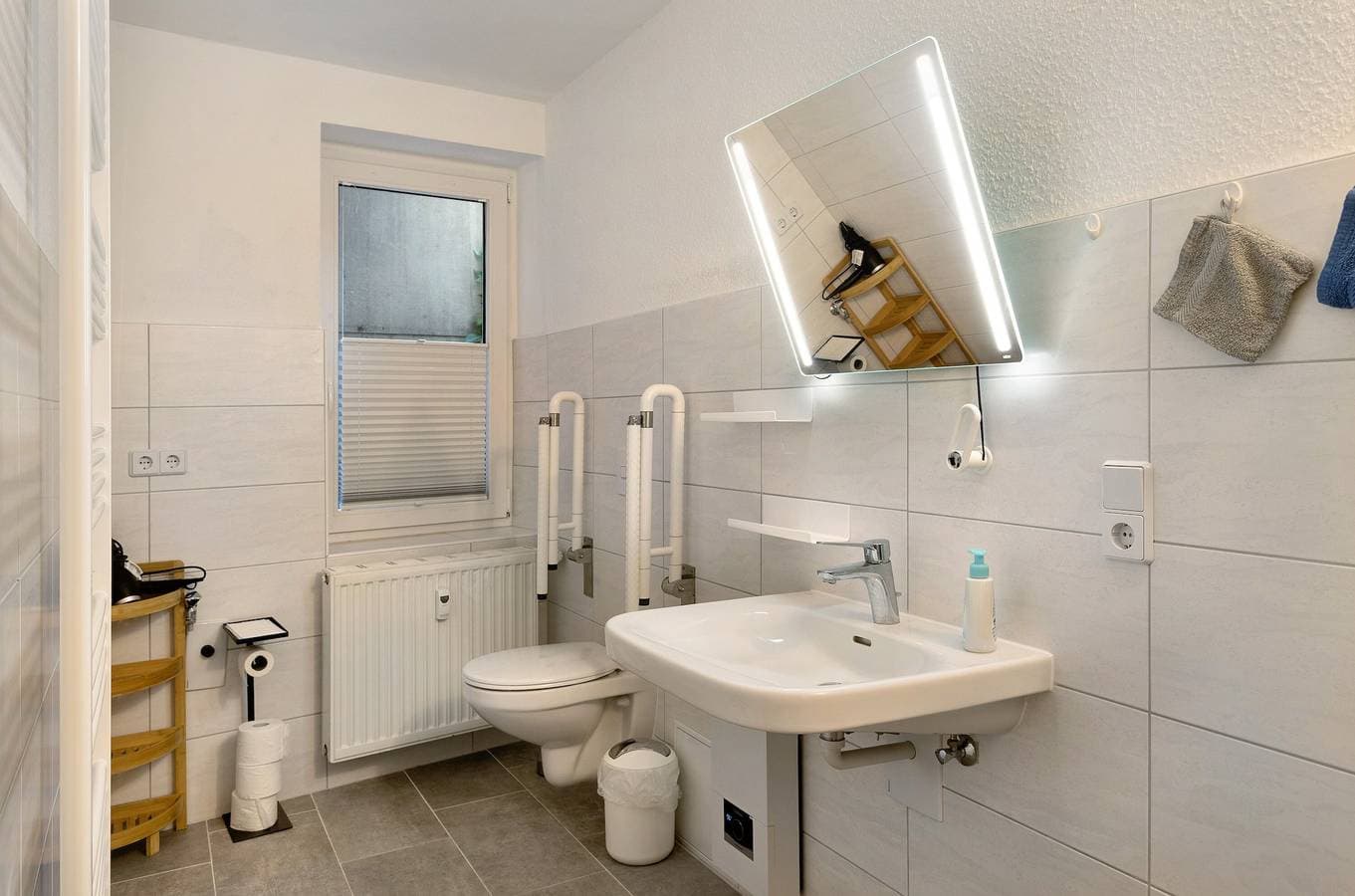 Foto 12 von 19: "Ferienwohnung im Denkmal" barrierefrei, mit privater Terrasse und WLAN