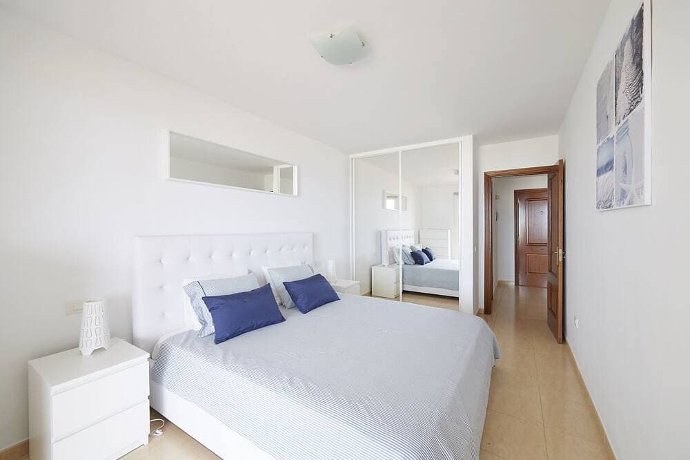 Foto 7 von 30: Meerblick !!! Moderne Wohnung in Strandnähe mit einem schönen großen Pool!