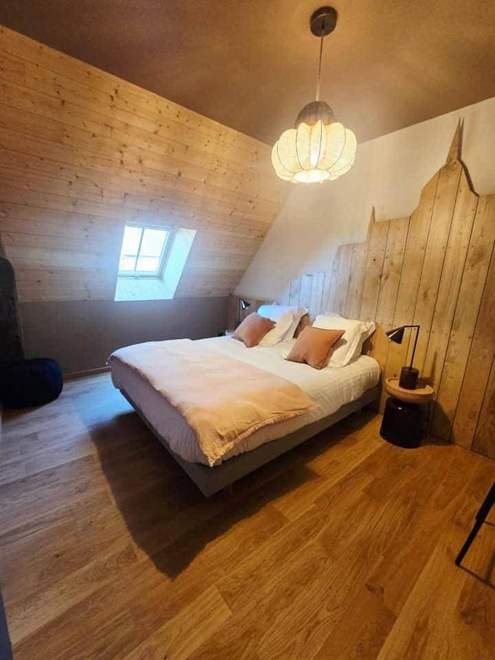 Foto 7 von 13: Five-Bedroom House