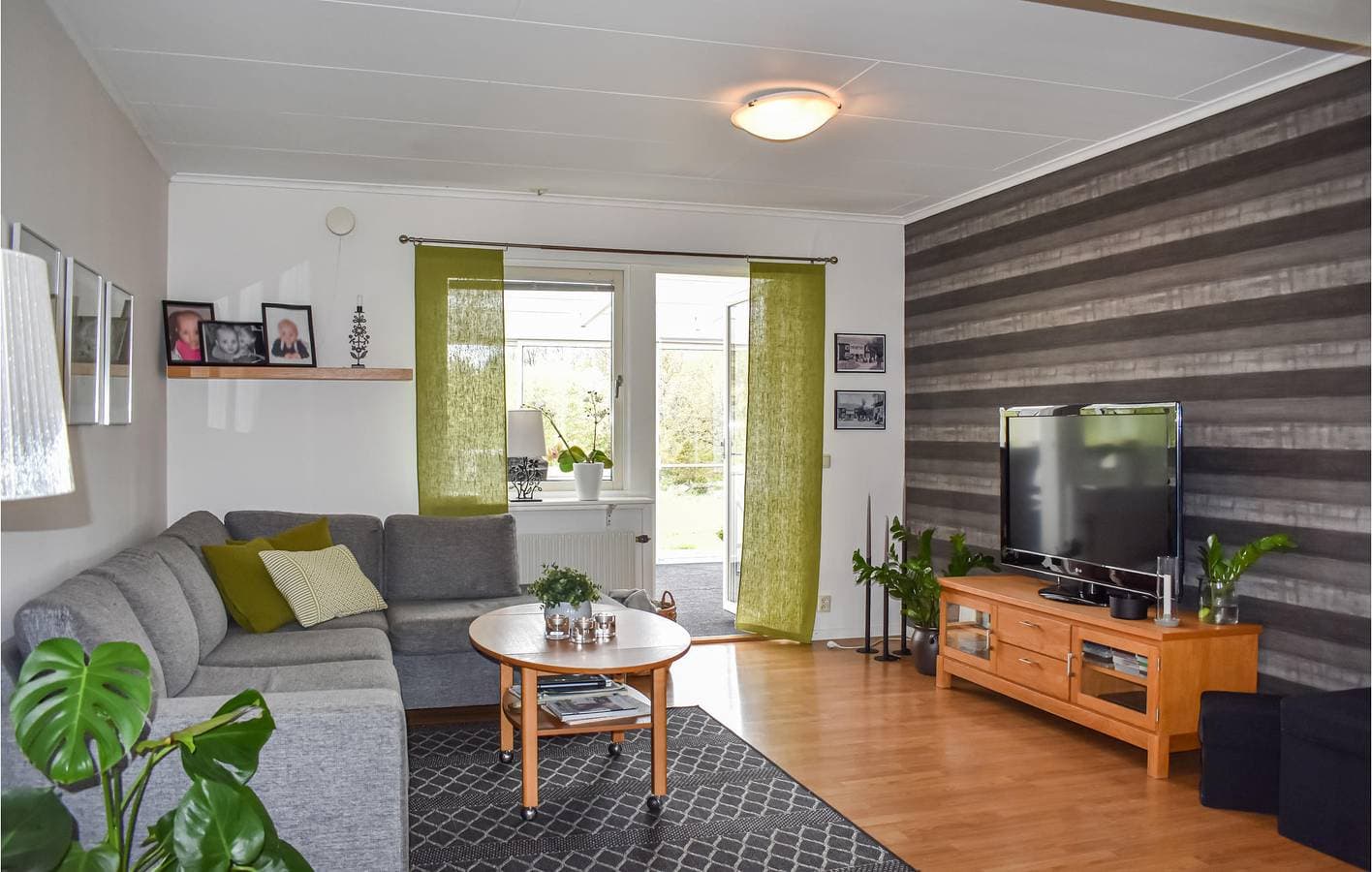 Foto 5 von 30: Ferienhaus für 8 Personen mit Garten