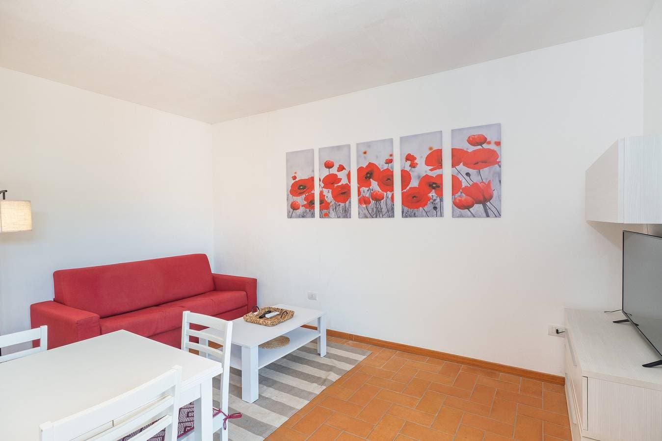 Foto 7 von 31: Ferienhaus 'Il Gabbiano Perle 11 Turchese' mit Poolblick und Klimaanlage