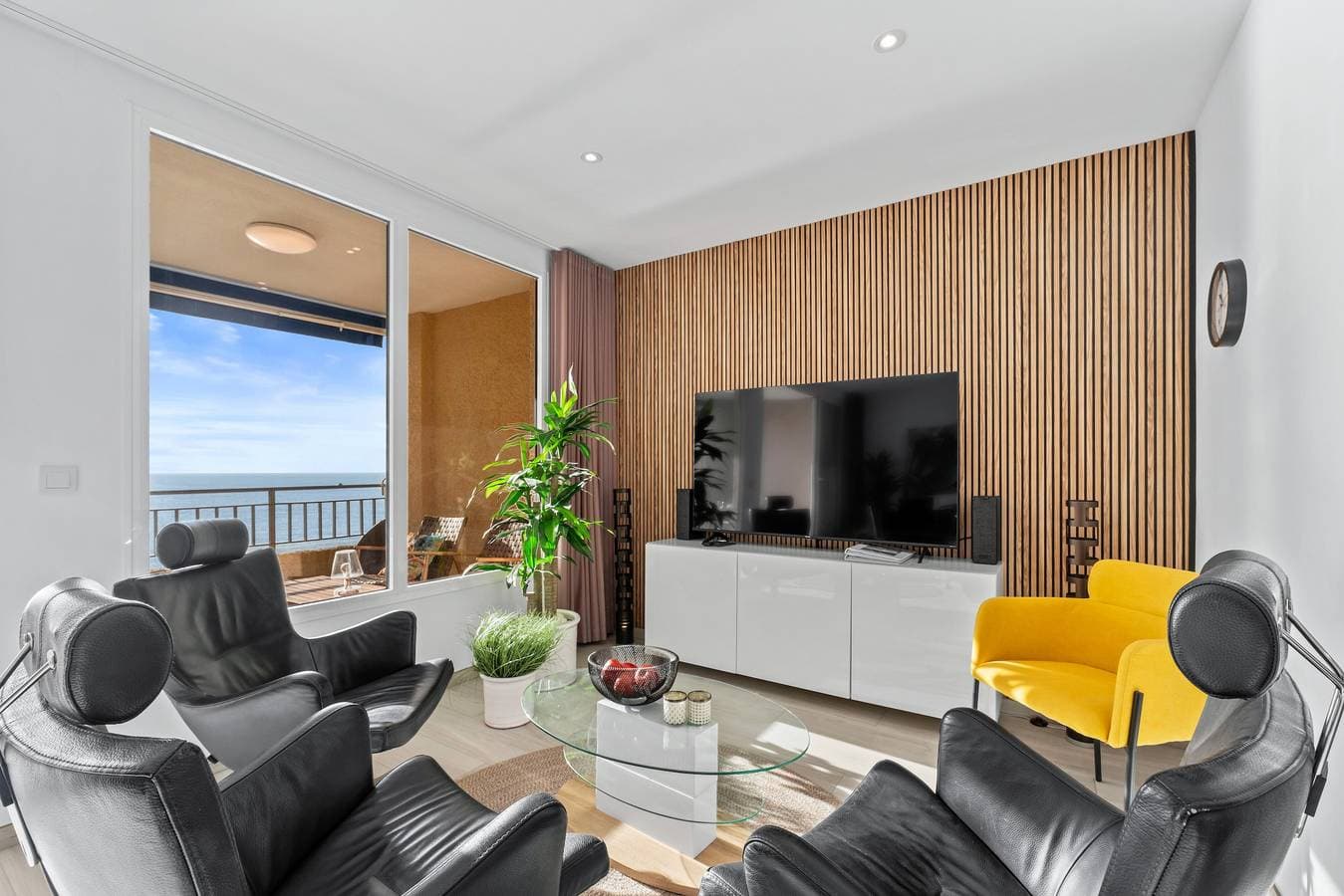 Foto 5 von 25: 100 Beach Views Landhaus mit Meerblick, WLAN und Klimaanlage