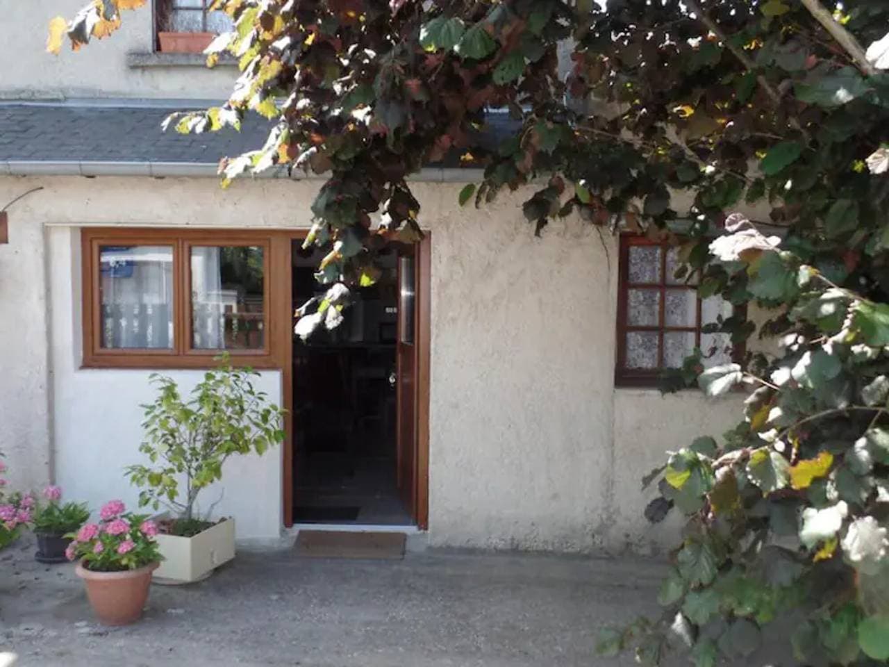 Foto 8 von 13: Ferienwohnung 'Le Jardin De Sasha' mit privater Terrasse, privatem Garten und WLAN