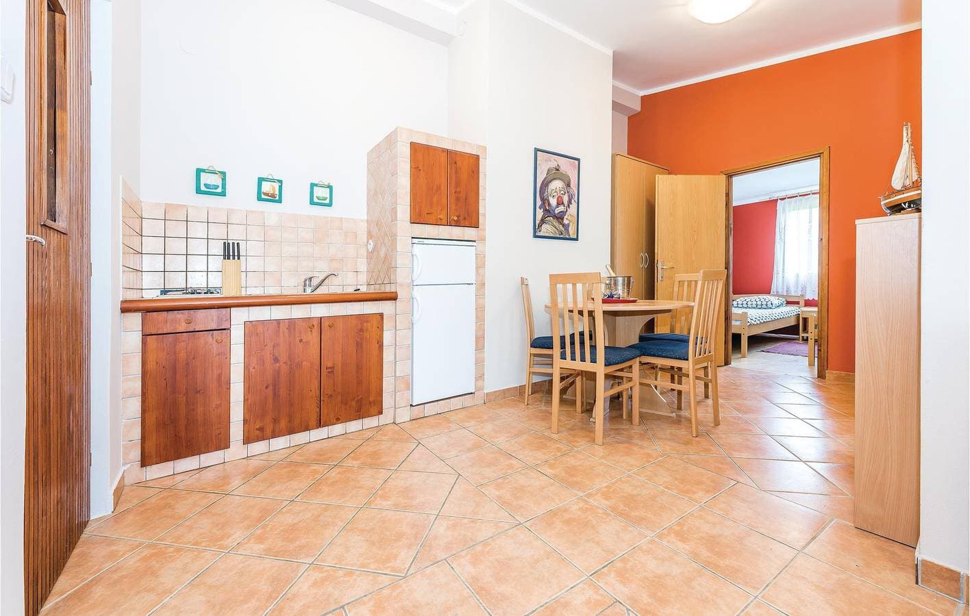 Foto 11 von 24: Gemütliche Ferienwohnung mit Terrasse, 200 m vom Strand Camp Vala entfernt