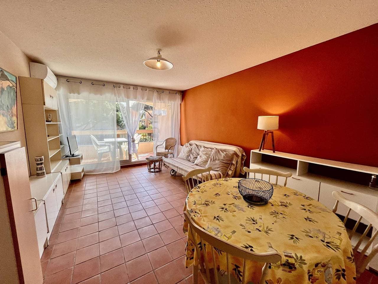 Foto 2 von 21: Wohnung mit Terrasse, Klimaanlage, Privatparkplatz - Cavalaire-sur-Mer