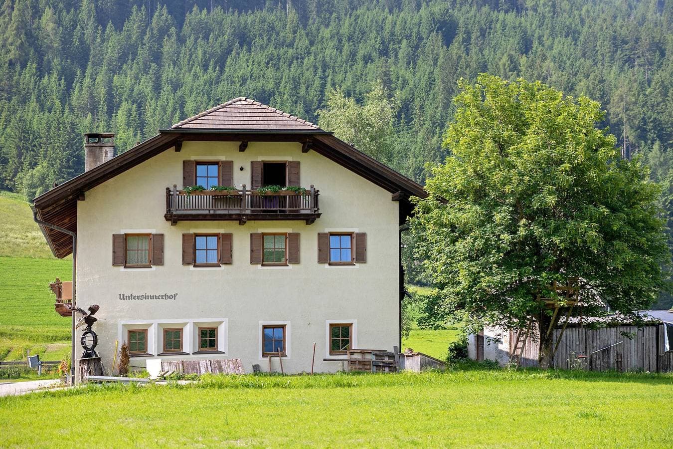 Foto 5 von 52: Ferienwohnung 'Winter' mit Bergblick, Gemeinschaftsgarten und Wi-Fi