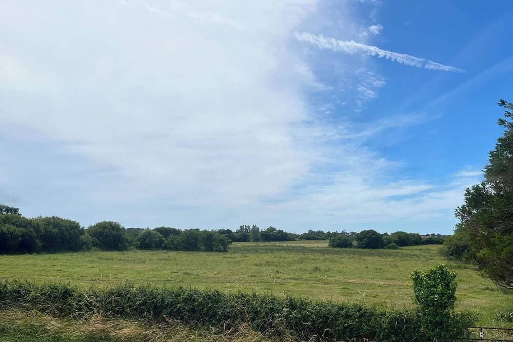 Foto 7 von 10: Bed and breakfast in Cotentin near shops, beaches and greenway.