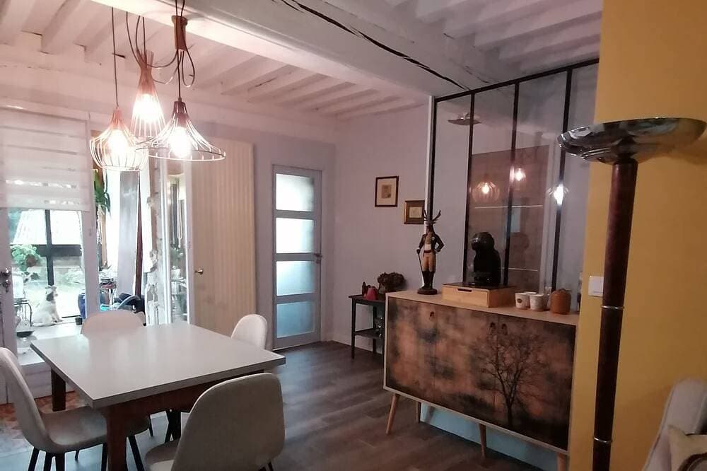 Foto 7 von 17: Suite chambre d'hotes with character in the country-side