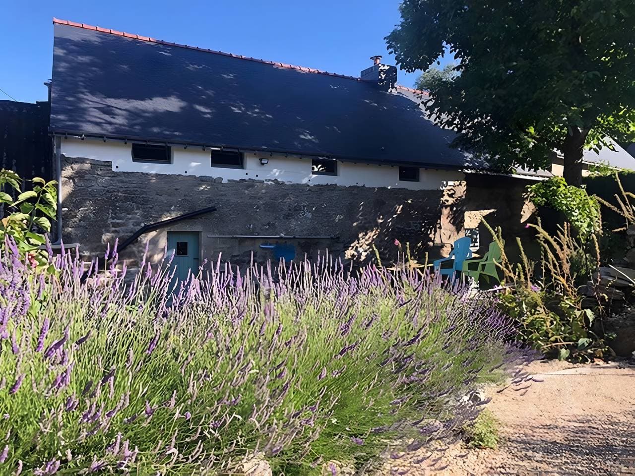 Foto 11 von 45: Walnut Tree Gîte – Charmantes Steinhaus mit Pool im ruhigen Kersulan