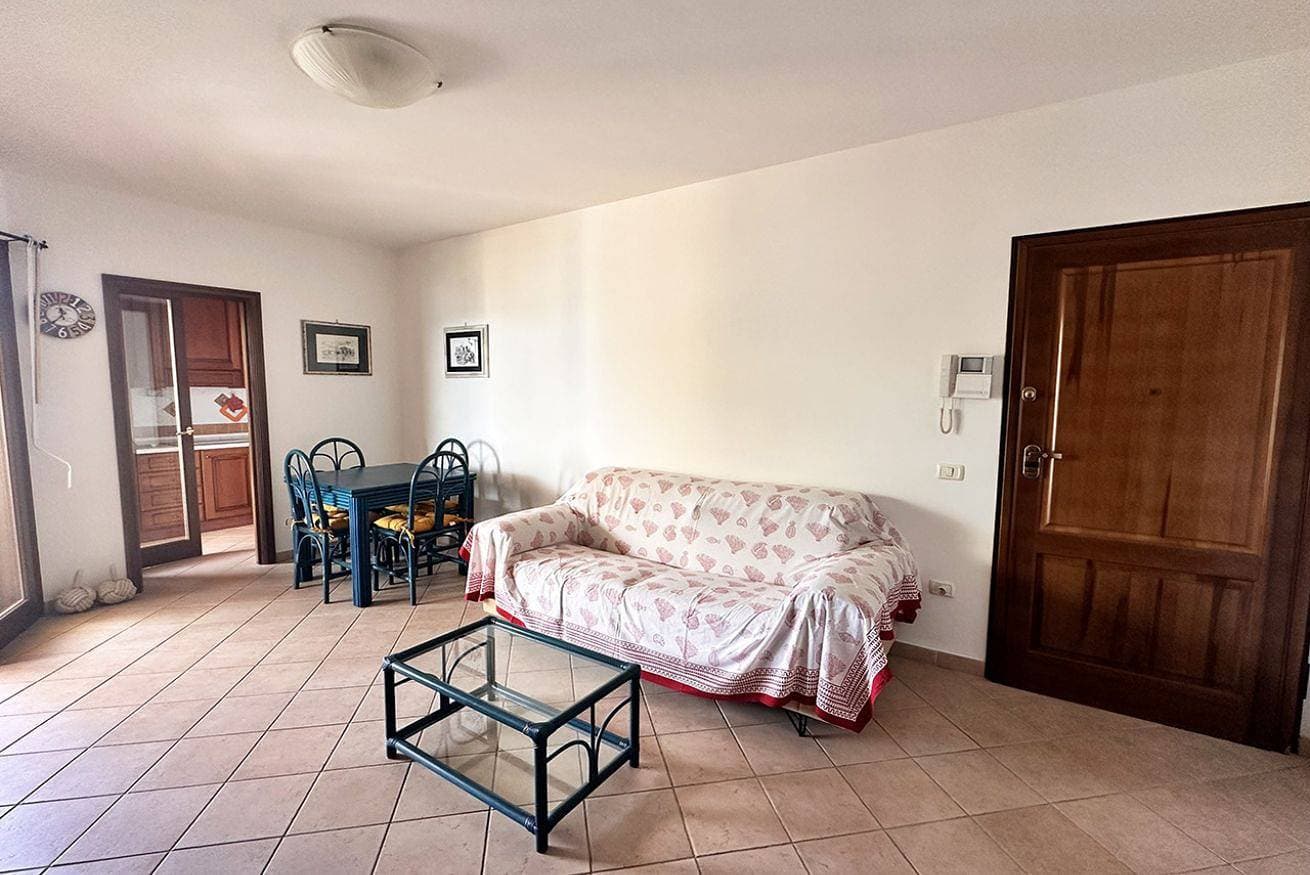 Foto 2 von 12: Ferienwohnung für 4 Personen mit Balkon/Terrasse