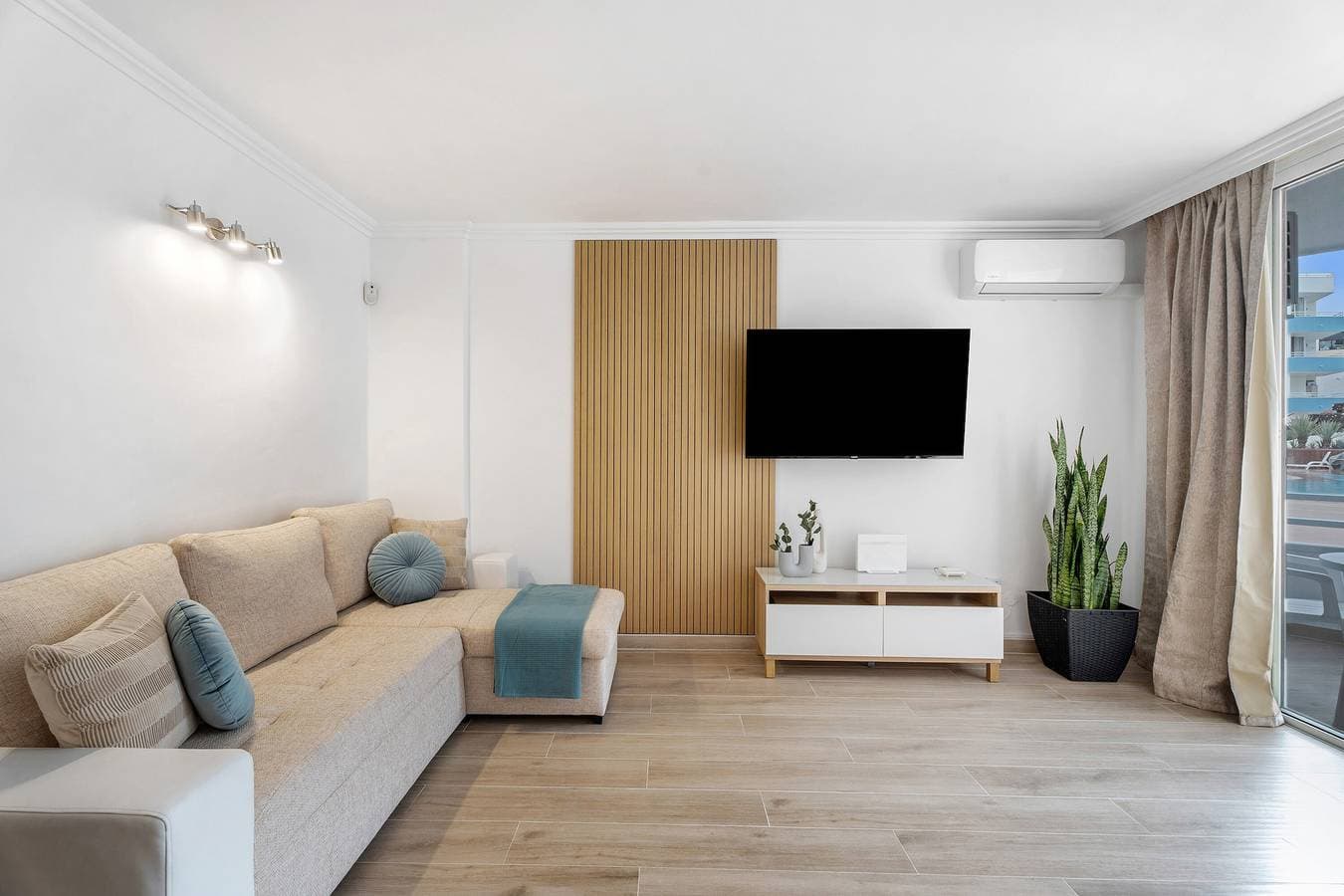 Foto 8 von 32: Ferienstudio 'Peggy's Home' mit Gemeinschaftspool, WLAN und Klimaanlage