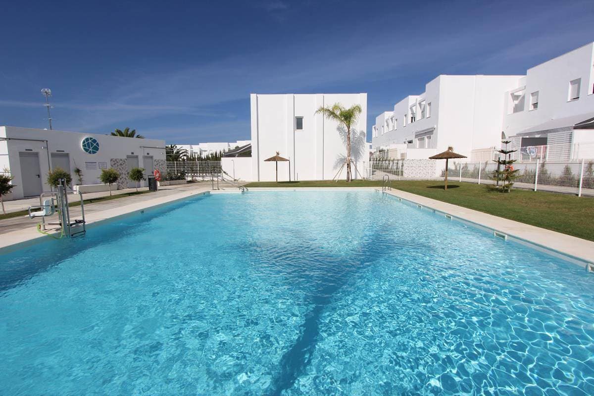 Foto 11 von 30: Casa Elena - Modernes, komfortables Reihenhaus mit Gemeinschaftspool in Strandnähe