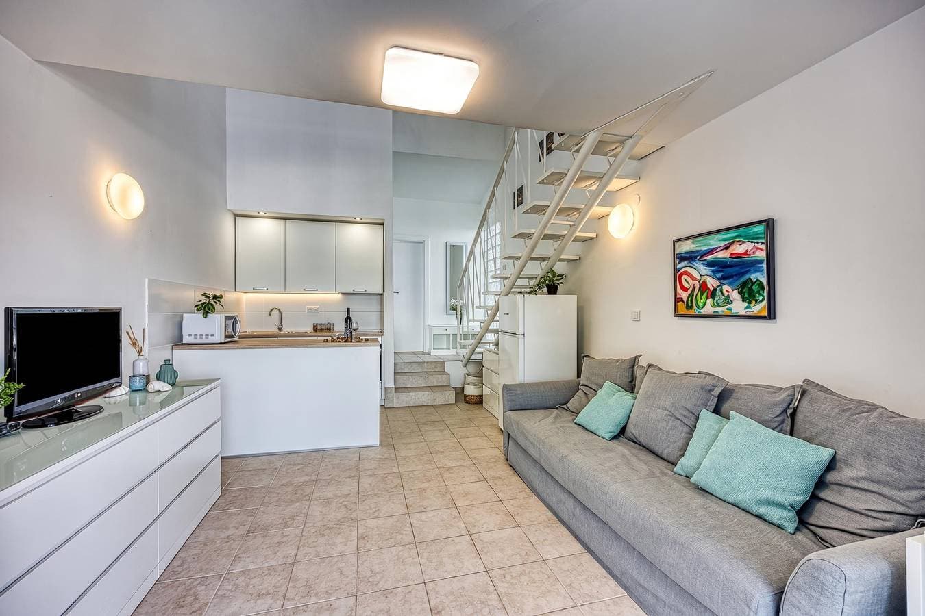 Foto 4 von 23: Valdarke Seaside Apt /w Sea View Terrace