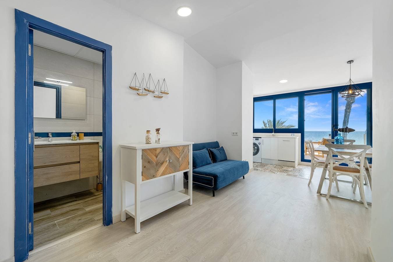 Foto 11 von 24: Ferienwohnung 'Calafellmar Loft' mit Meerblick, WLAN und Klimaanlage