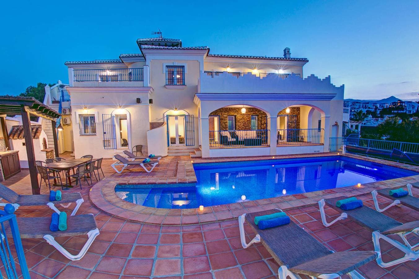 Foto 9 von 29: Villa für 10 Personen mit Garten