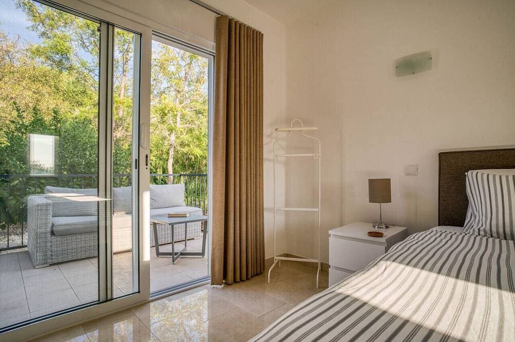 Foto 7 von 30: Casa Rosa - Heated Pool & Sea Views