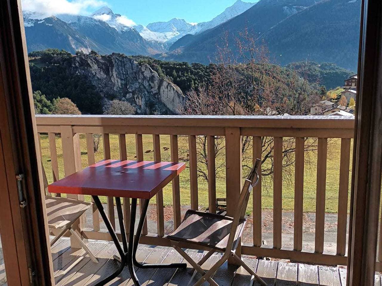 Foto 8 von 16: Geräumige Wohnung für 6, Bergblick, WIFI