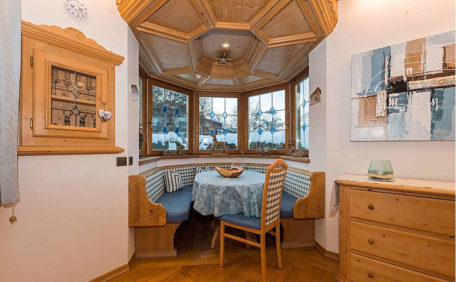 Foto 2 von 33: Chalet Villa "Lercher" mit Bergblick, Garten, Terrasse und WLAN
