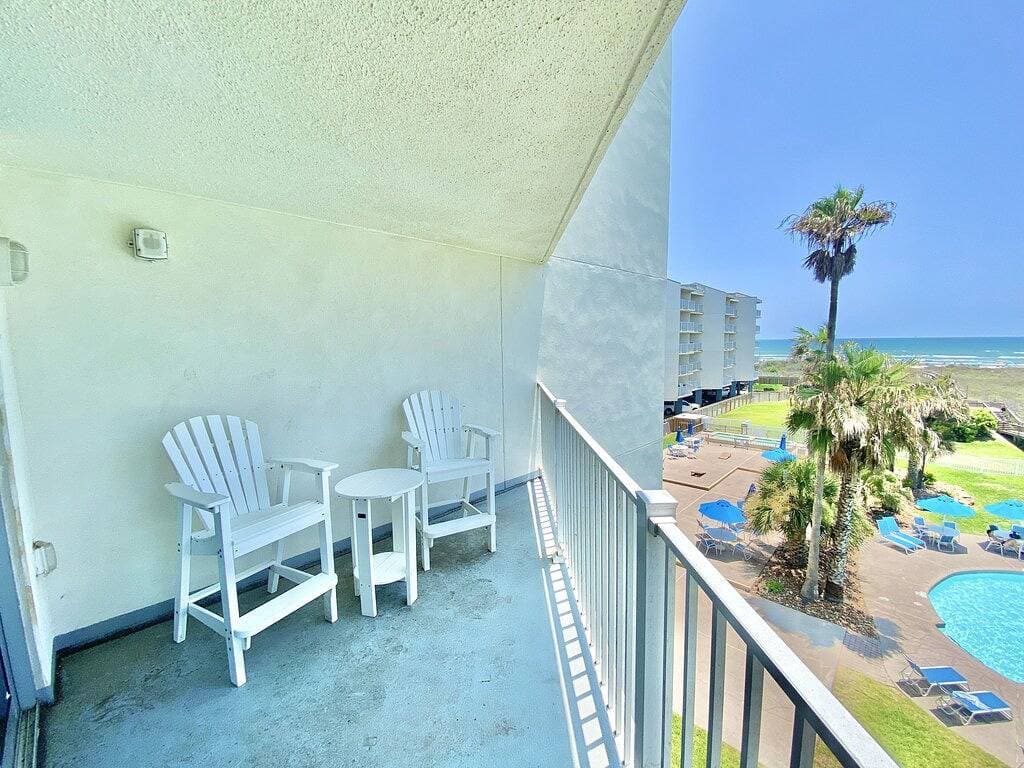 Foto 5 von 14: Sandcastle Condominiums Unit 319