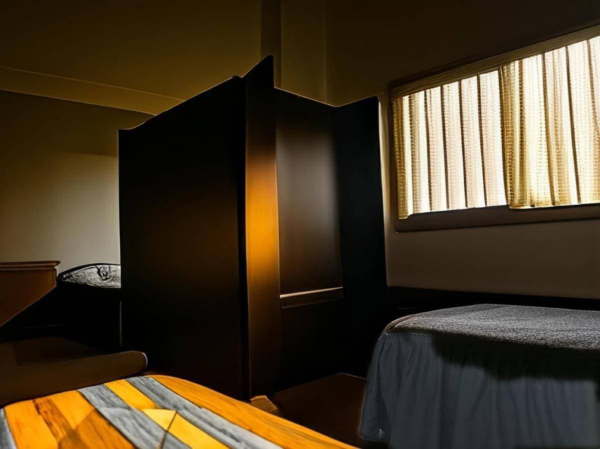 Foto 5 von 8: Double Room with Shared Bathroom