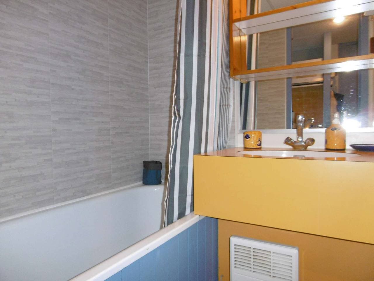 Foto 10 von 16: Ferienwohnung für 3 Personen mit Pool