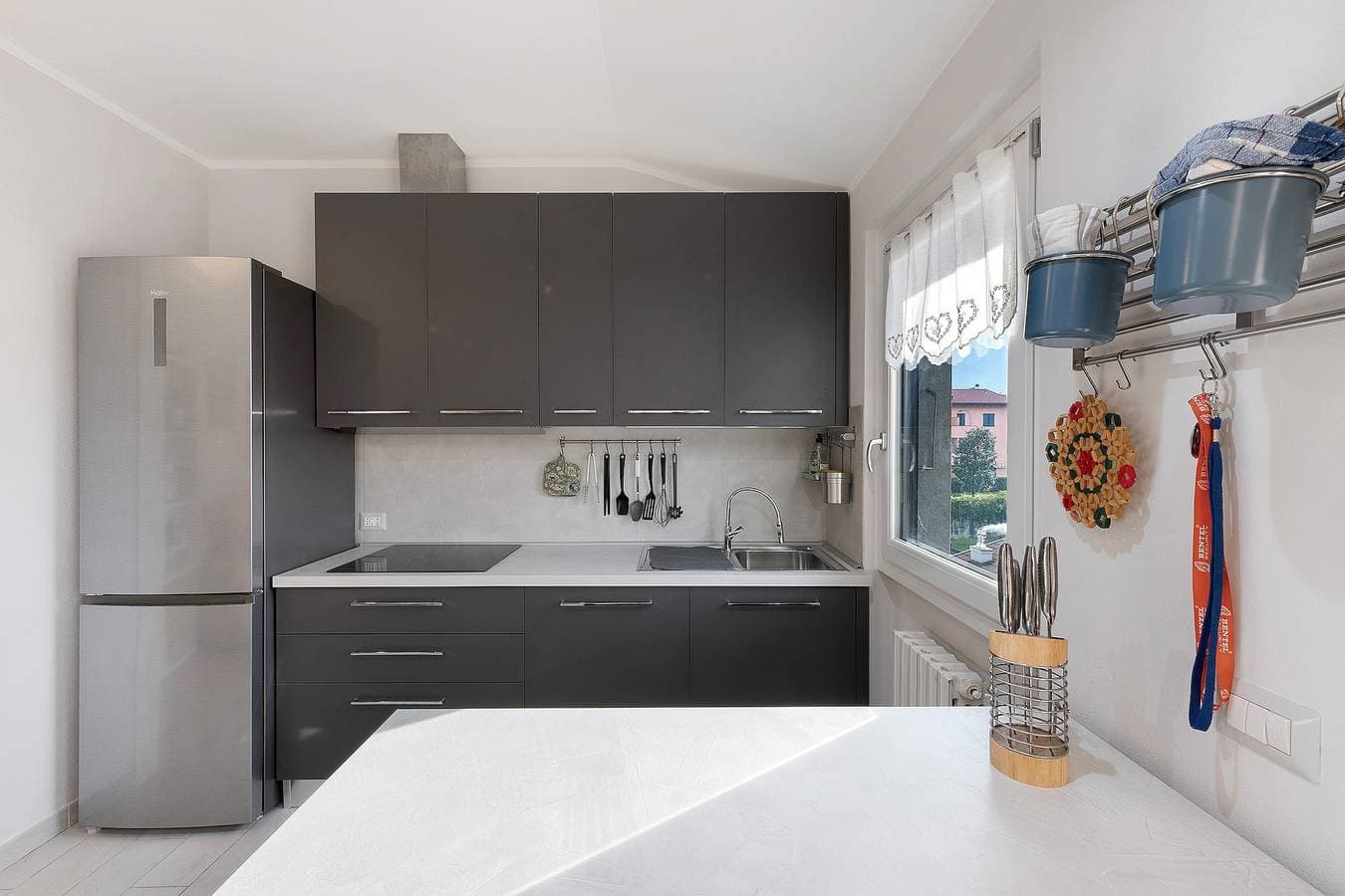 Foto 4 von 28: Apartment 'La Dimora Del Lago' mit Seeblick, WLAN und Klimaanlage