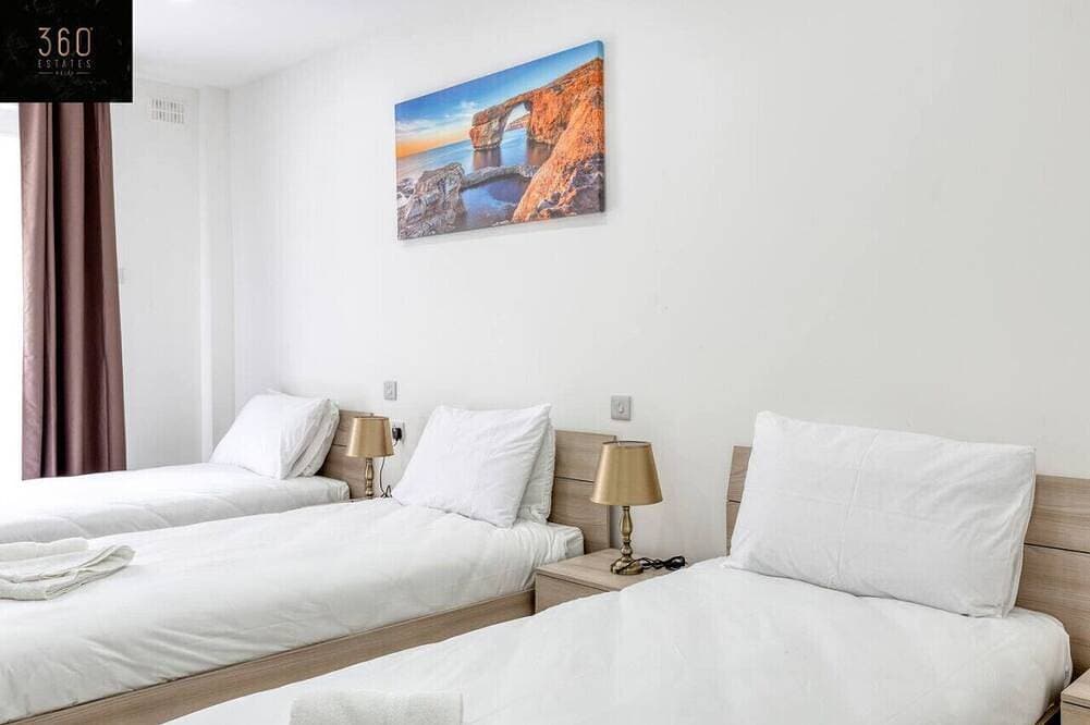 Foto 4 von 30: Beautiful, spacious Apt with BBQ & private terrace