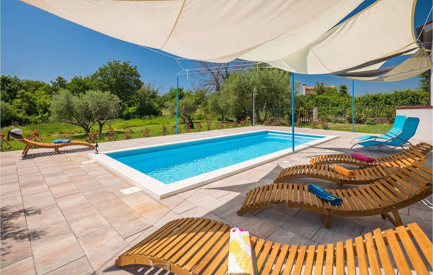Foto 13 von 38: Charmante Ferienwohnung mit Terrasse, 2,5 km vom Strand Sirena entfernt und mit kostenlosen Parkplätzen