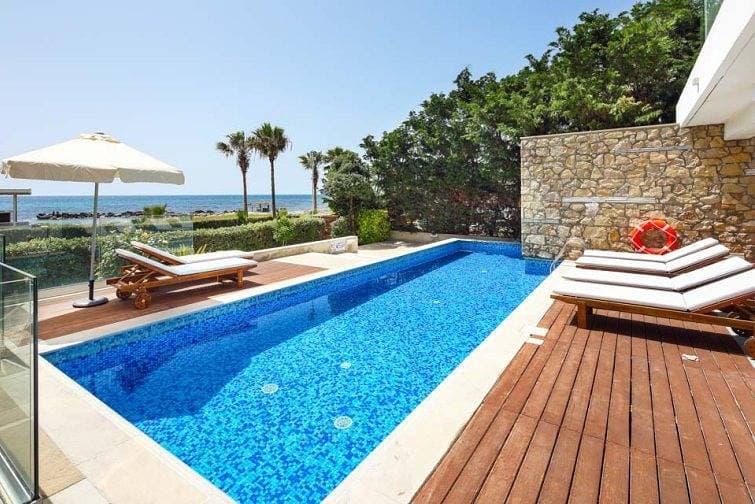 Foto 4 von 32: Villa für 6 Personen mit Balkon