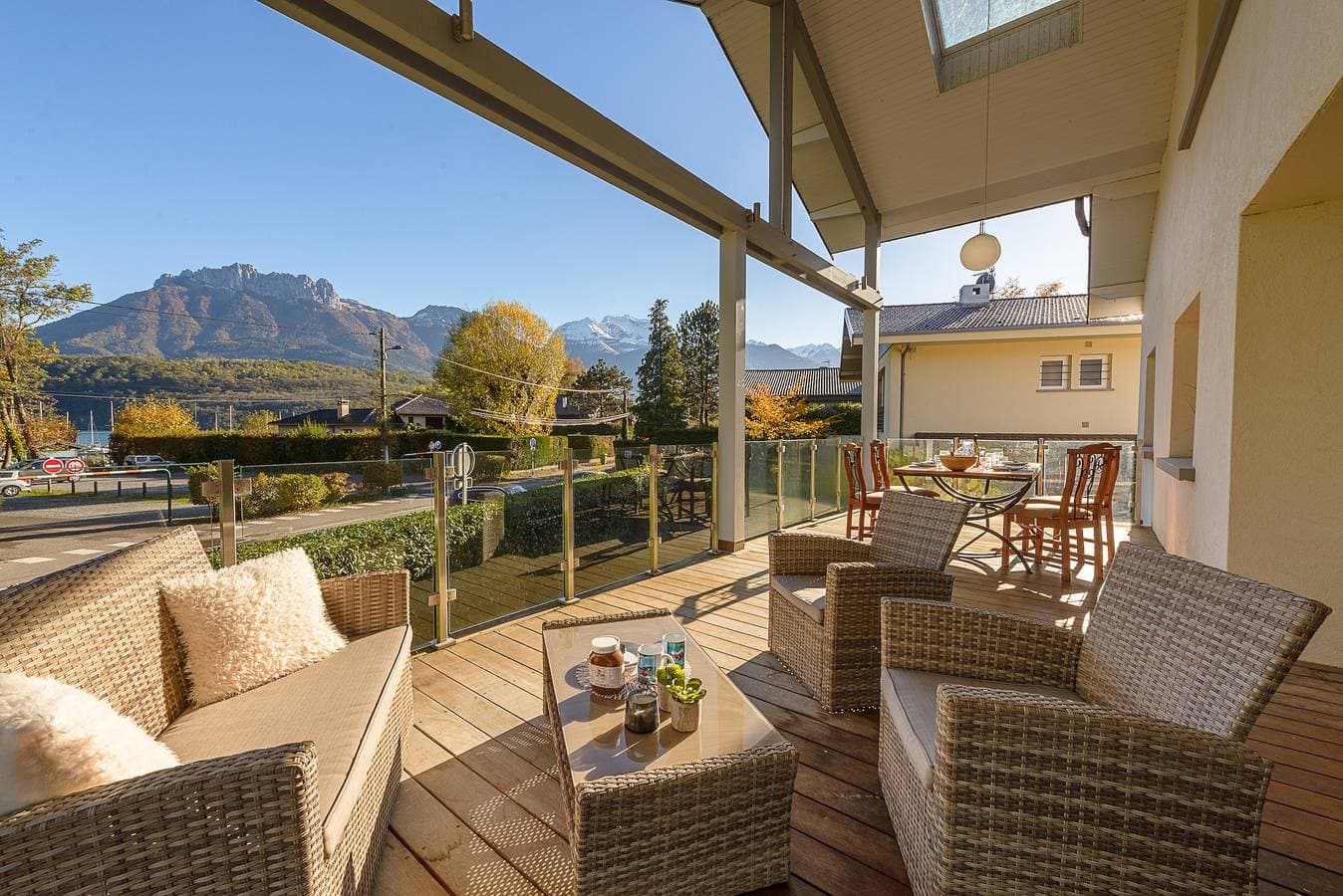 Foto 2 von 36: Ferienhaus für 9 Personen mit Terrasse