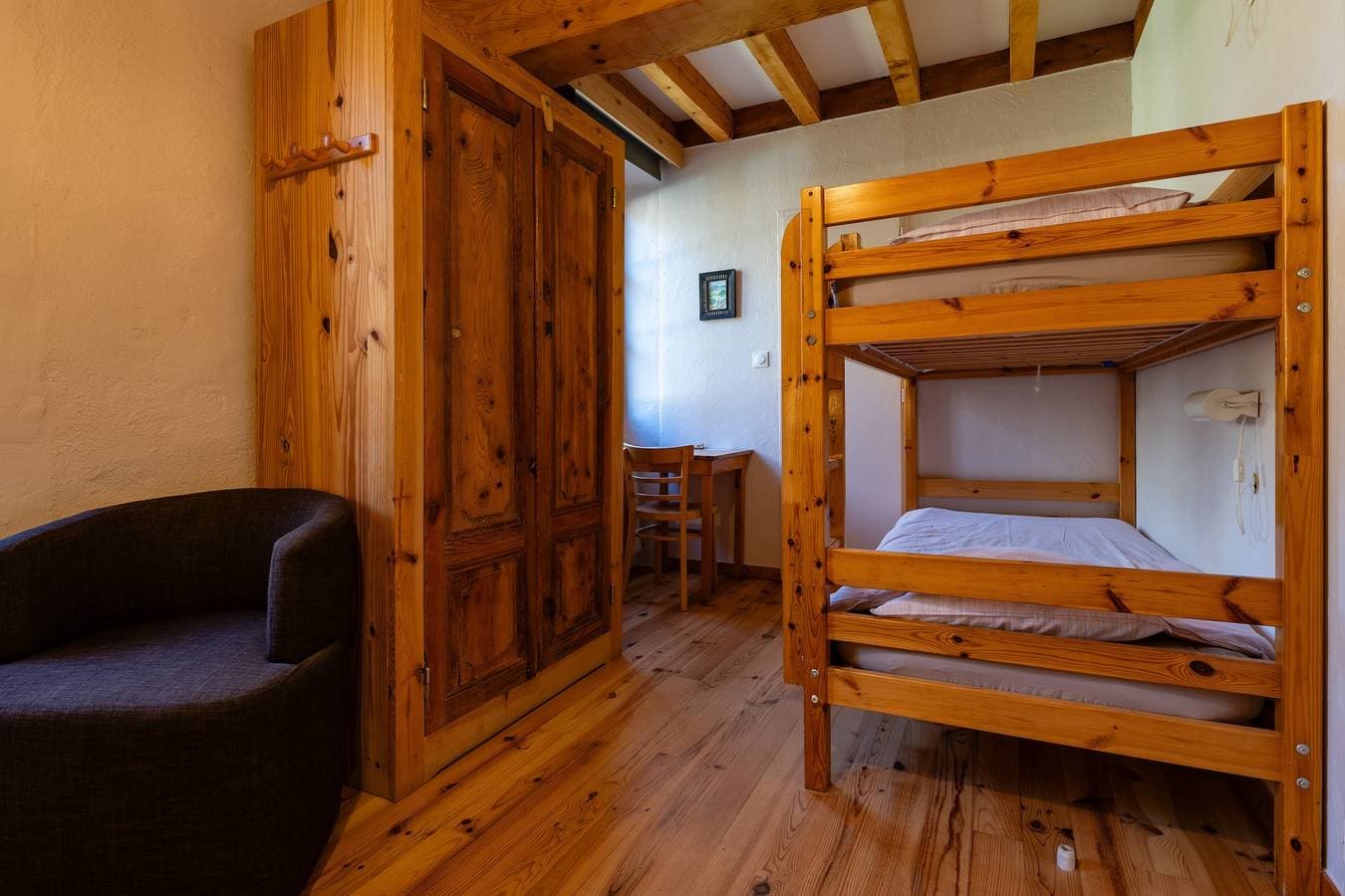 Foto 9 von 24: Gästehaus „La Chastanha – Zimmer 1“ mit Bergblick