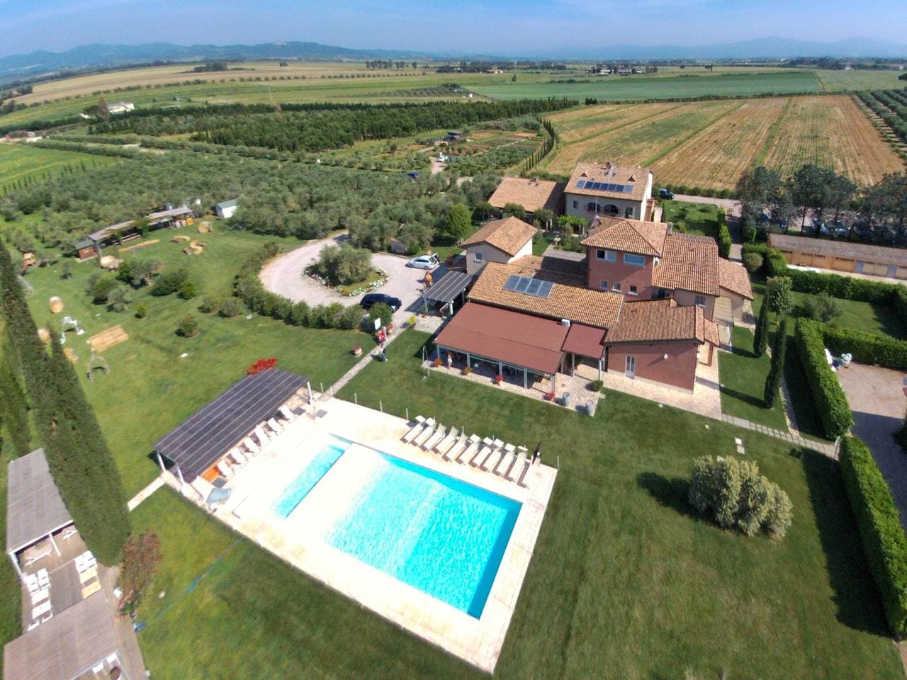 Foto 6 von 77: Ferienhaus in Braccagni mit Jacuzzi & Golf