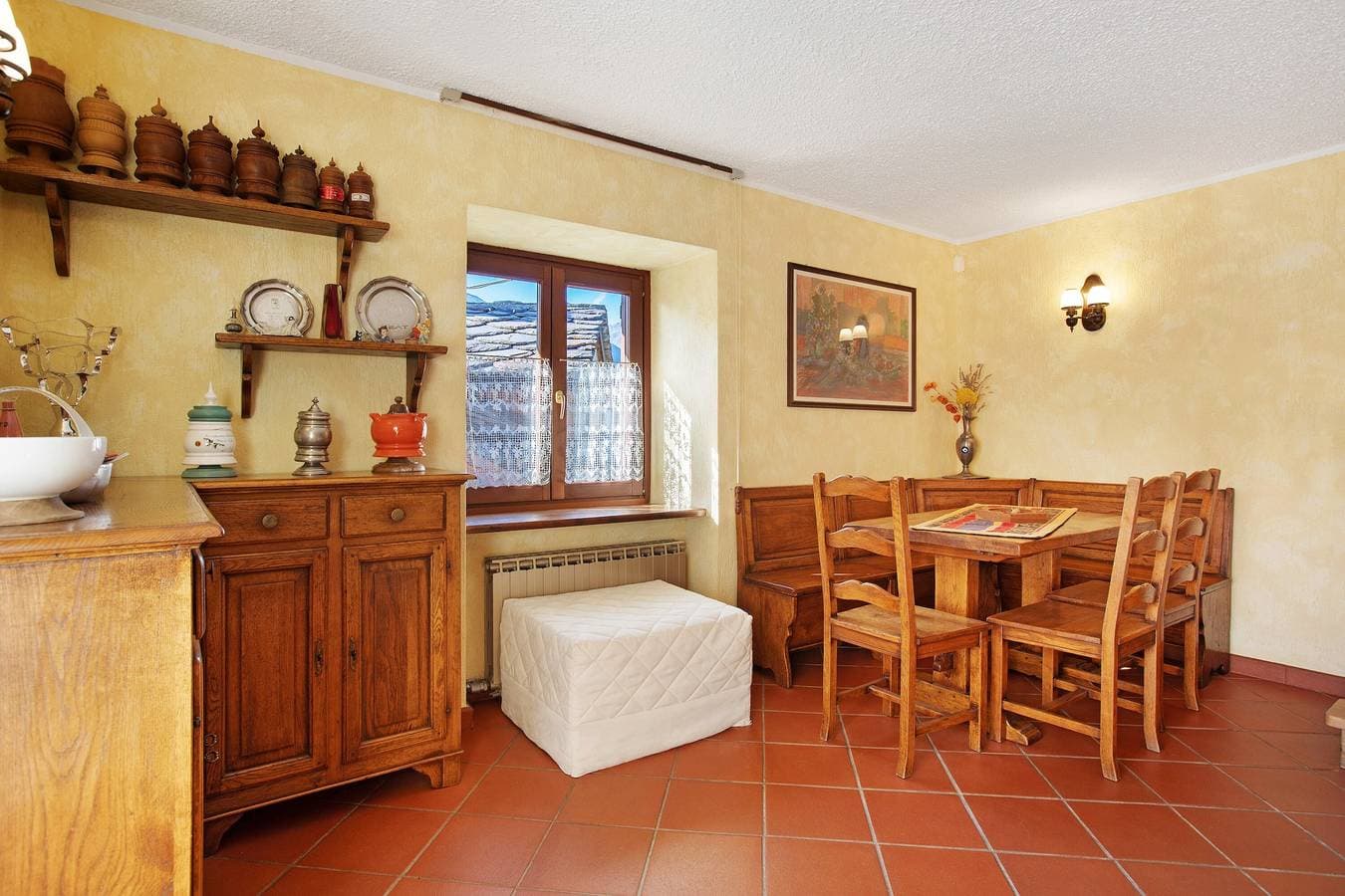 Foto 7 von 32: Ferienwohnung 'Casa Mauro Con Vista Su Aosta' mit Bergblick, privater Terrasse