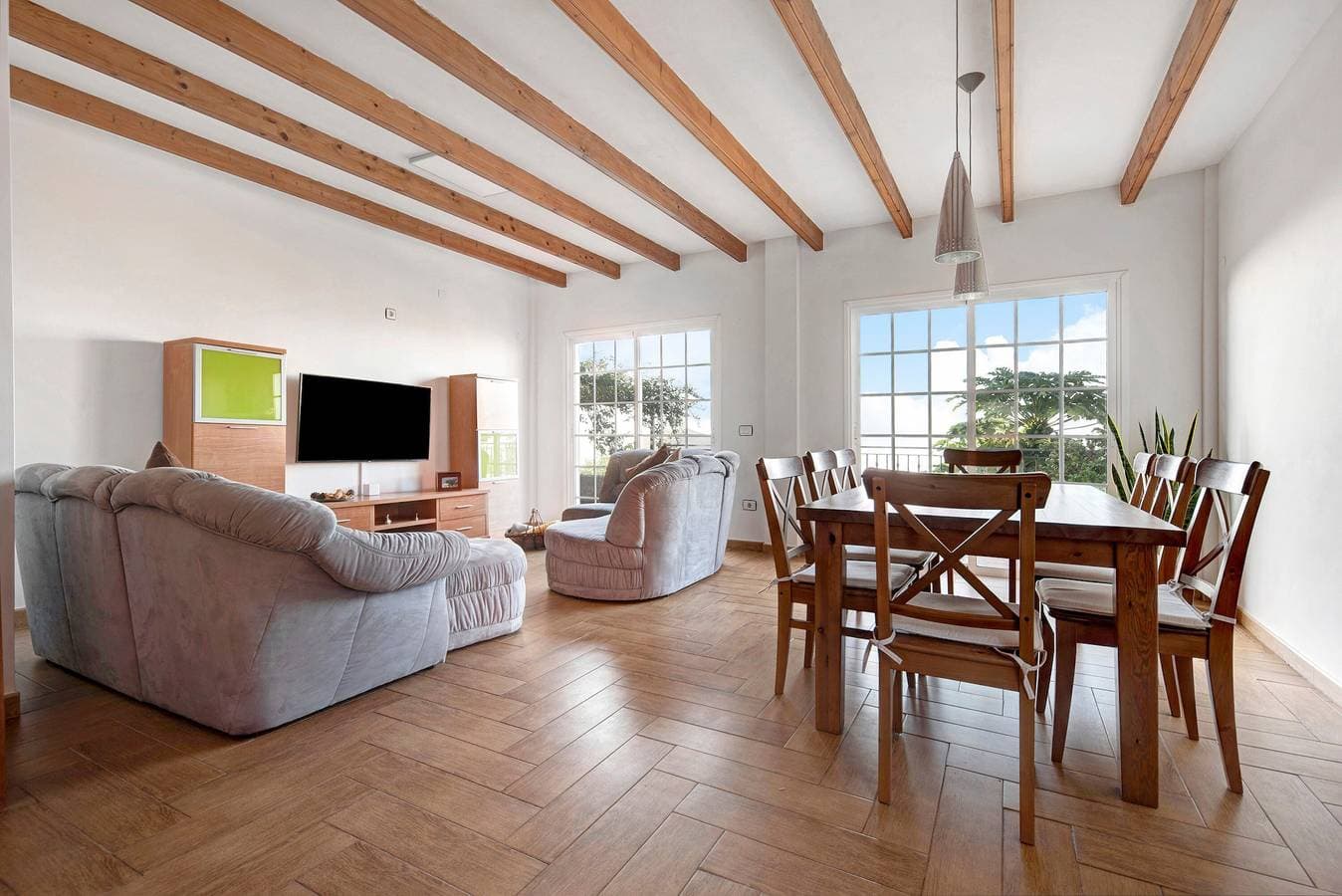 Foto 2 von 27: Haustierfreundliches Ferienhaus "Casa Luz" mit Meerblick, Whirlpool und WLAN