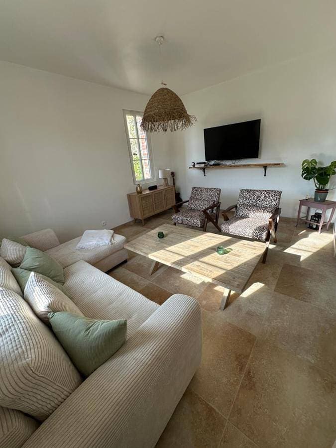 Foto 5 von 37: Three-Bedroom Villa