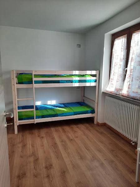 Foto 12 von 26: Three-Bedroom Apartment