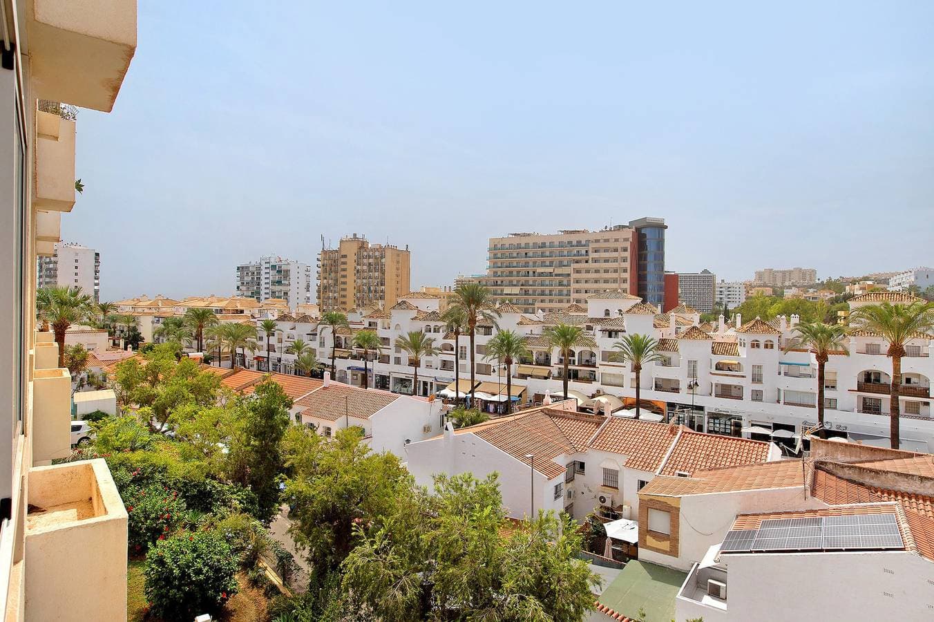 Foto 3 von 26: Ferienwohnung 'Prealsa Benalmádena' mit Meerblick, Gemeinschaftspool und privater Terrasse