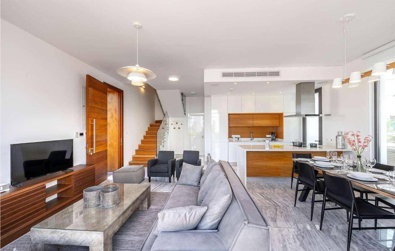 Foto 6 von 39: Three-Bedroom Holiday Home