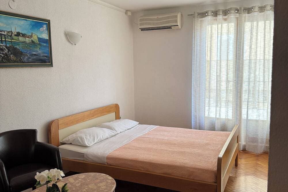 Foto 3 von 9: Beautiful 1-bedroom apartment with AC in welcoming Budva