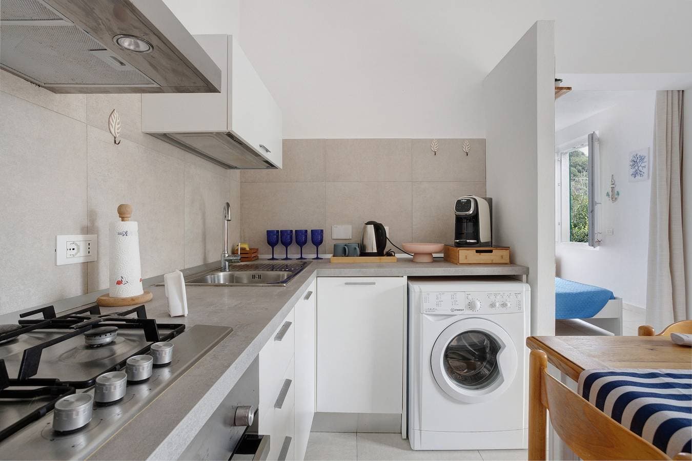 Foto 10 von 31: Apartment 'Montemare' mit privatem Garten, WLAN und Klimaanlage