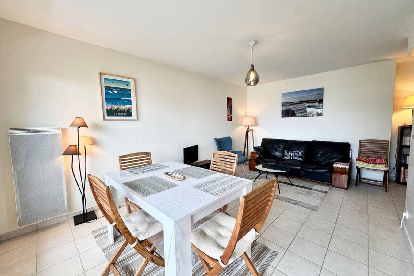 Foto 2 von 24: Ferienwohnung für 4 Personen mit Terrasse