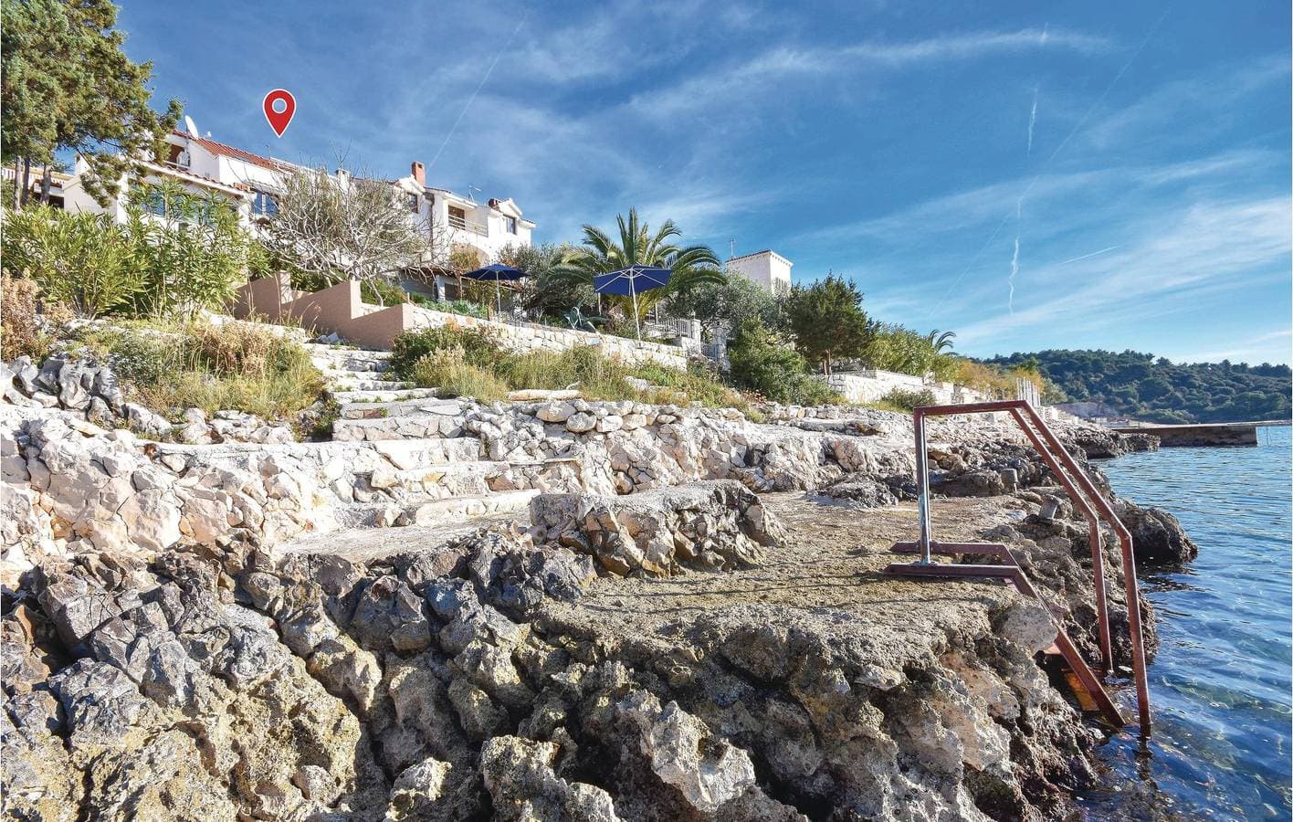 Foto 3 von 24: Gemütliche Ferienwohnung in der Nähe des Strandes Stari Porat mit WLAN und Terrasse