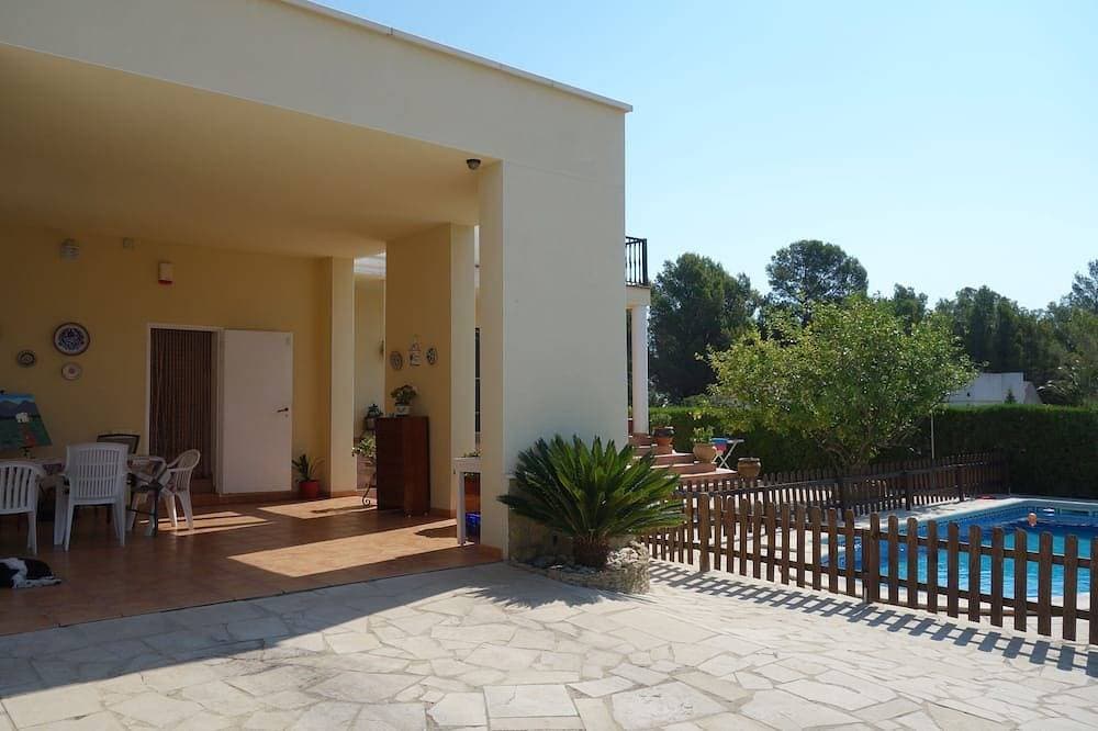 Foto 13 von 19: Villa mit privatem, geschütztem Pool, 200 m vom Strand entfernt, Klimaanlage