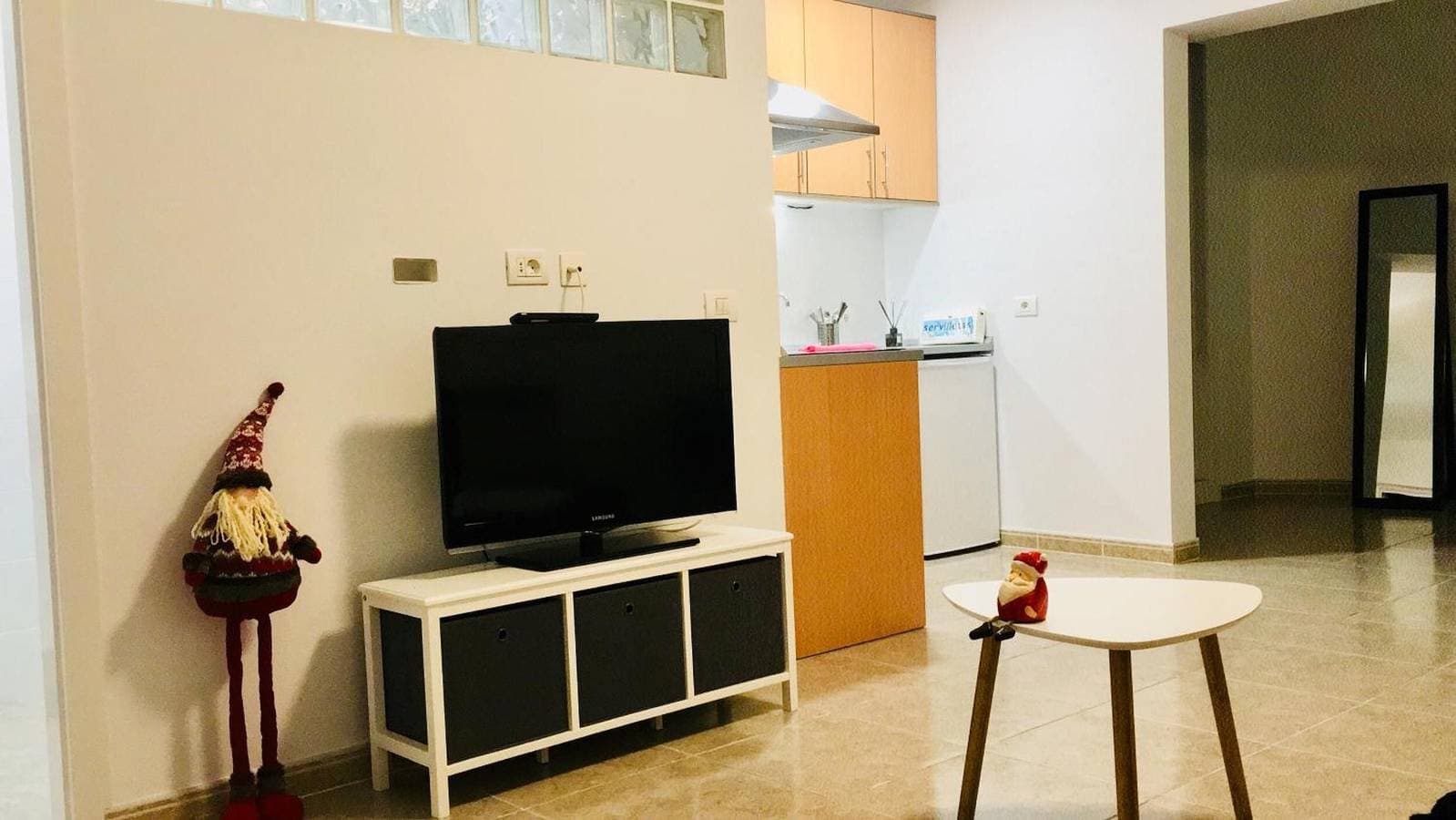 Foto 9 von 29: Ferienwohnung „Sunset House“ mit Balkon und WLAN